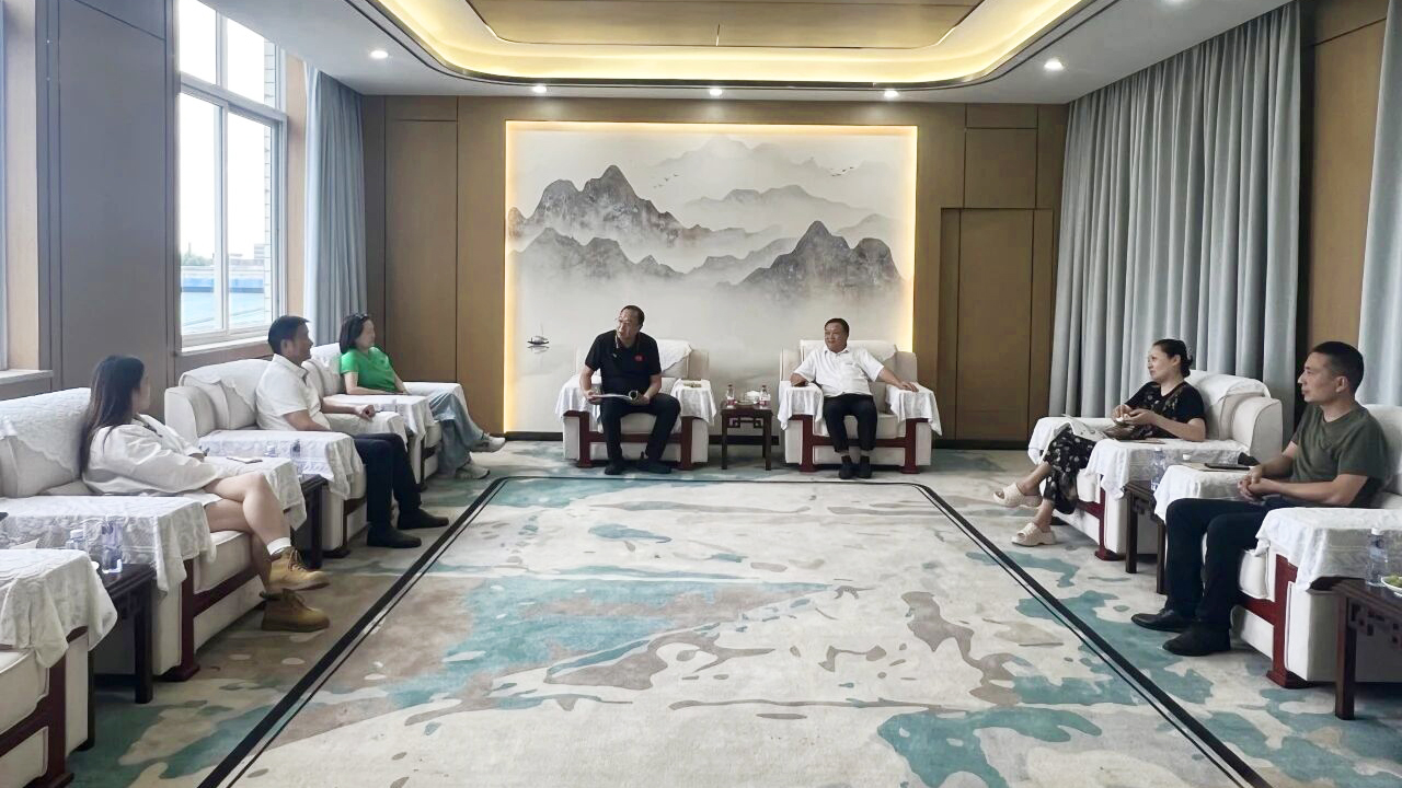 ebc93830-bad4-492a-b18b-3a95137f083c